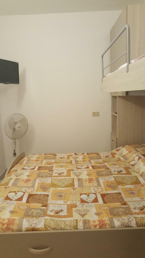 Il Gabbiano Apartment Viareggio Bagian luar foto